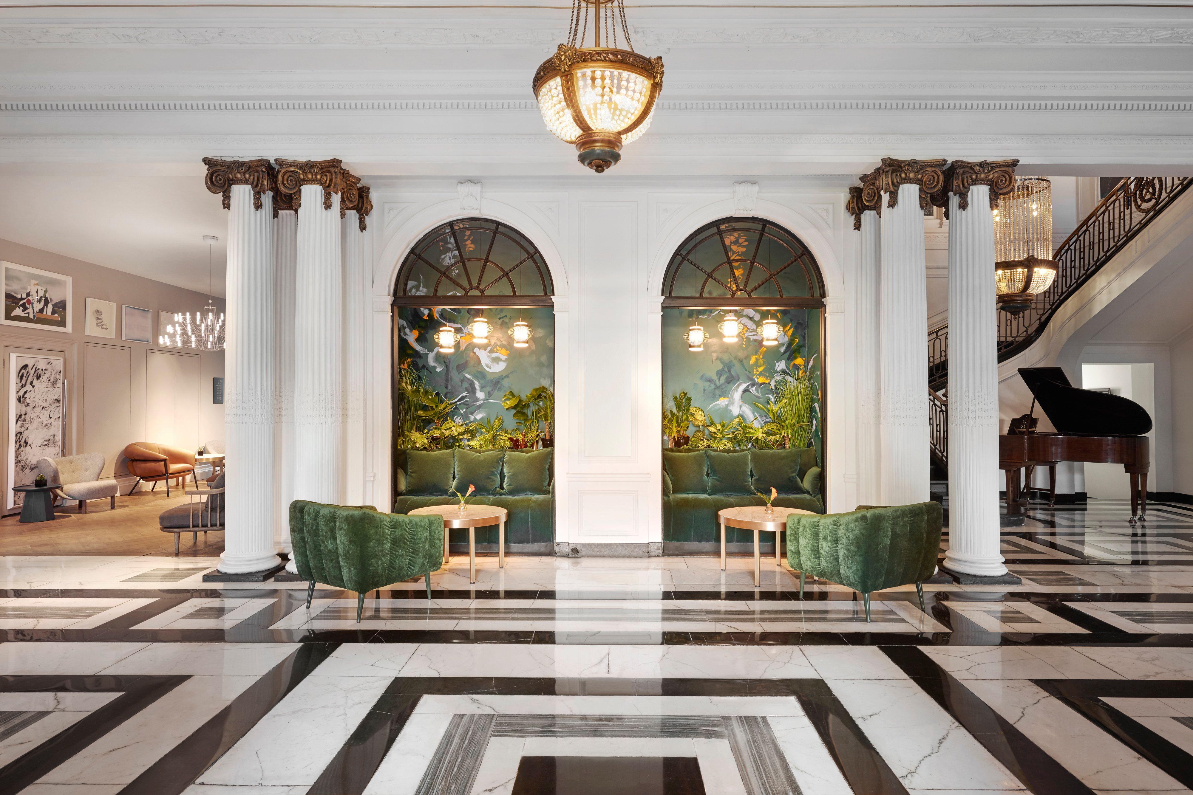 Kimpton Blythswood Square Hotel & Spa By Ihg Glasgow Bagian luar foto The lobby of the hotel