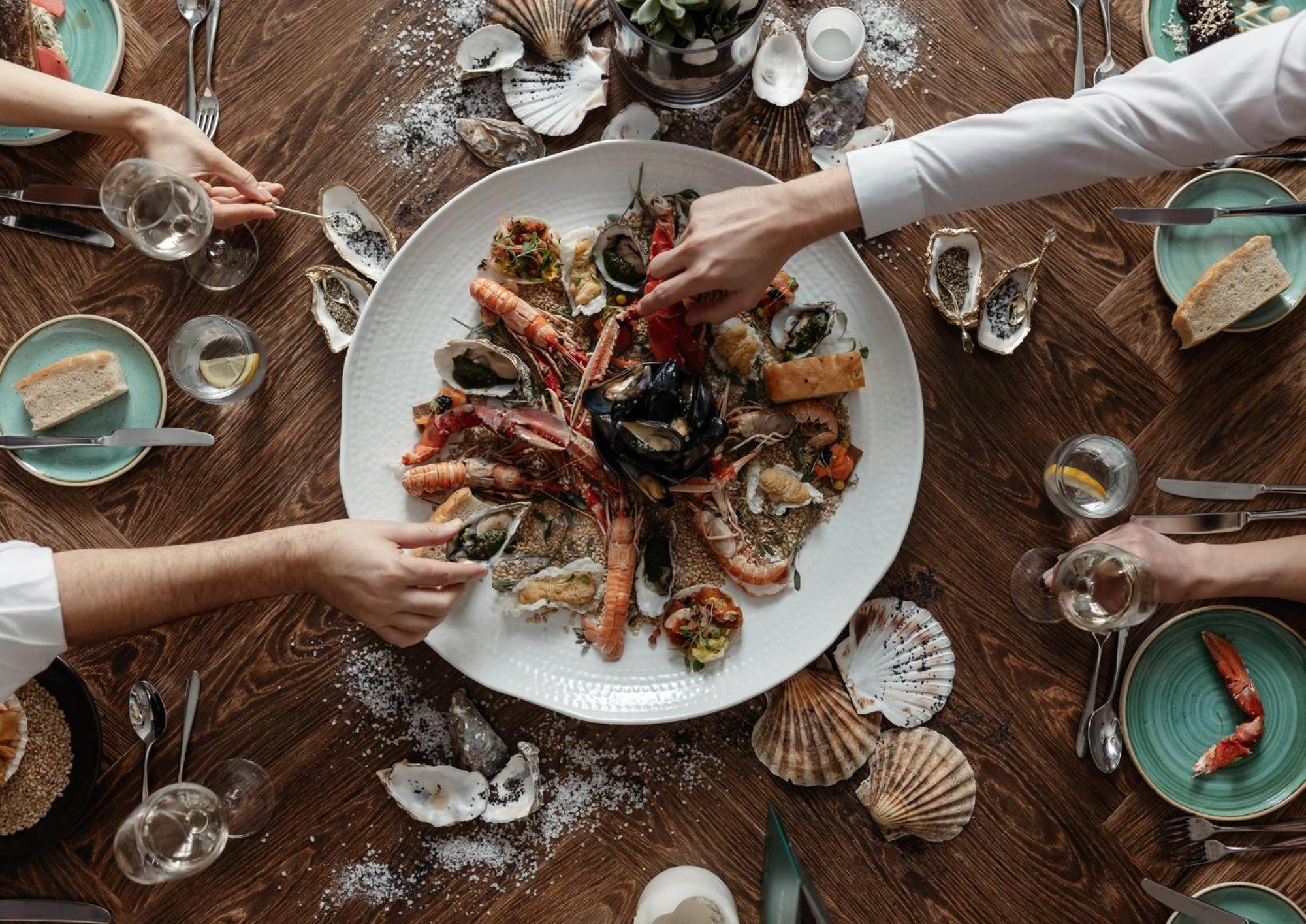 Kimpton Blythswood Square Hotel & Spa By Ihg Glasgow Bagian luar foto Seafood platter